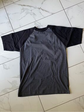 Men's Short Sleeve Raglan Tee - Charcoal & Black